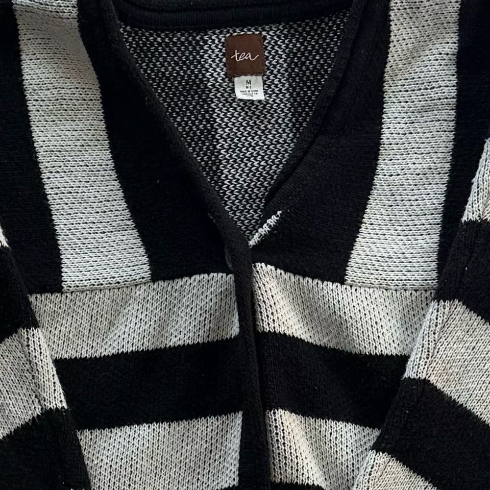 Tea Collection Stripe Cardigan size M (6-7) - Picture 6 of 7